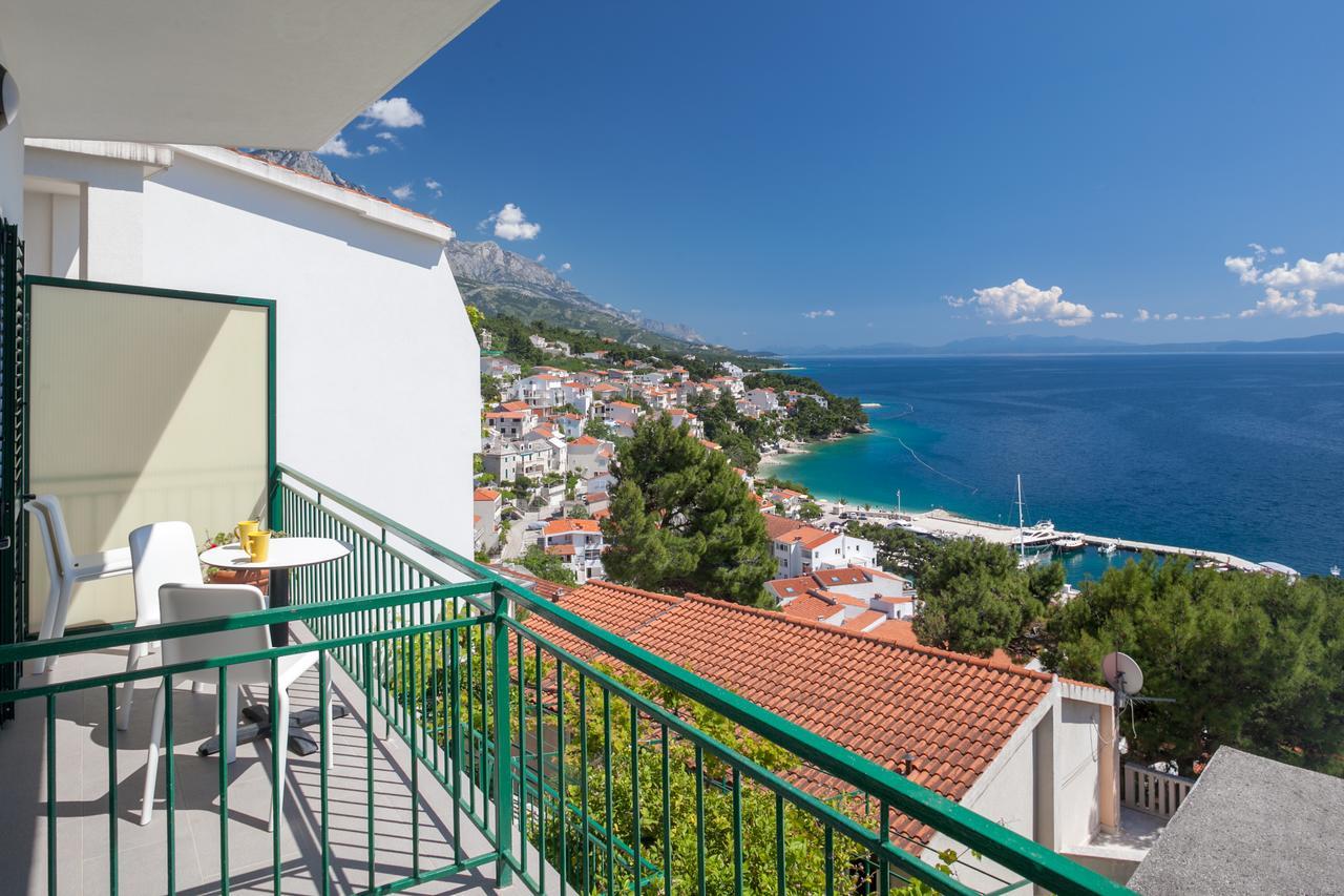 Apartments Juric Брела Экстерьер фото