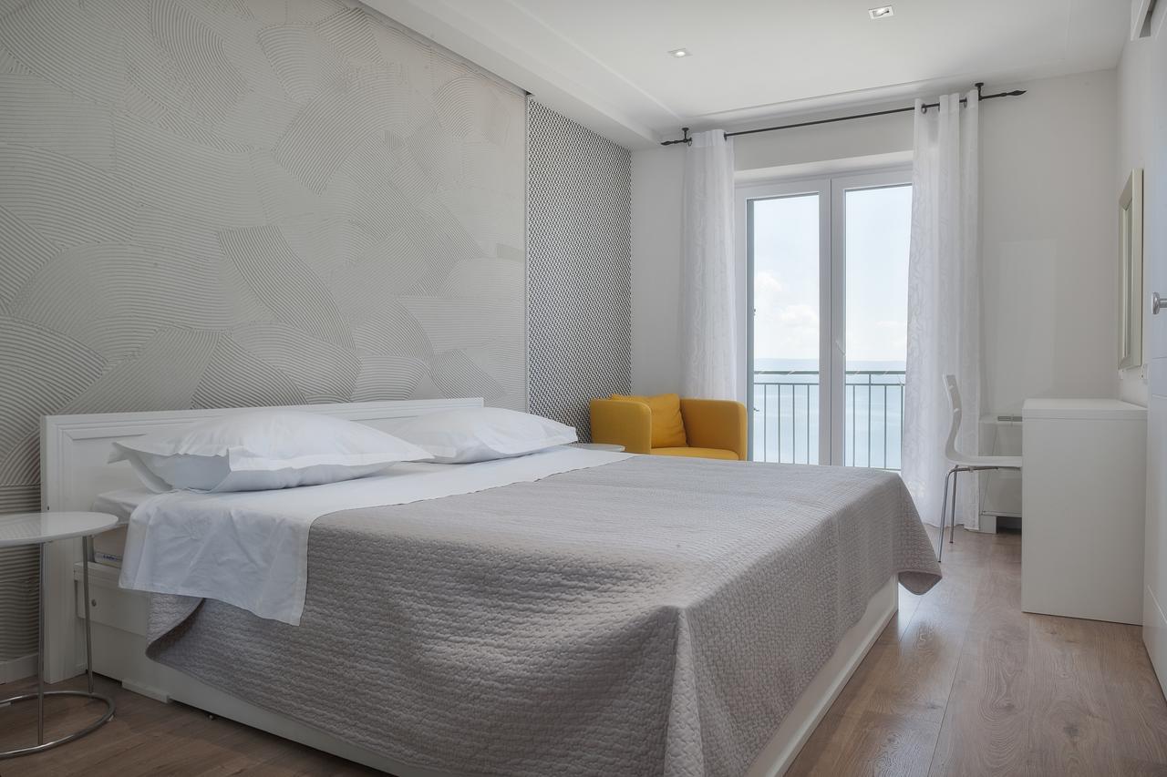 Apartments Juric Брела Экстерьер фото