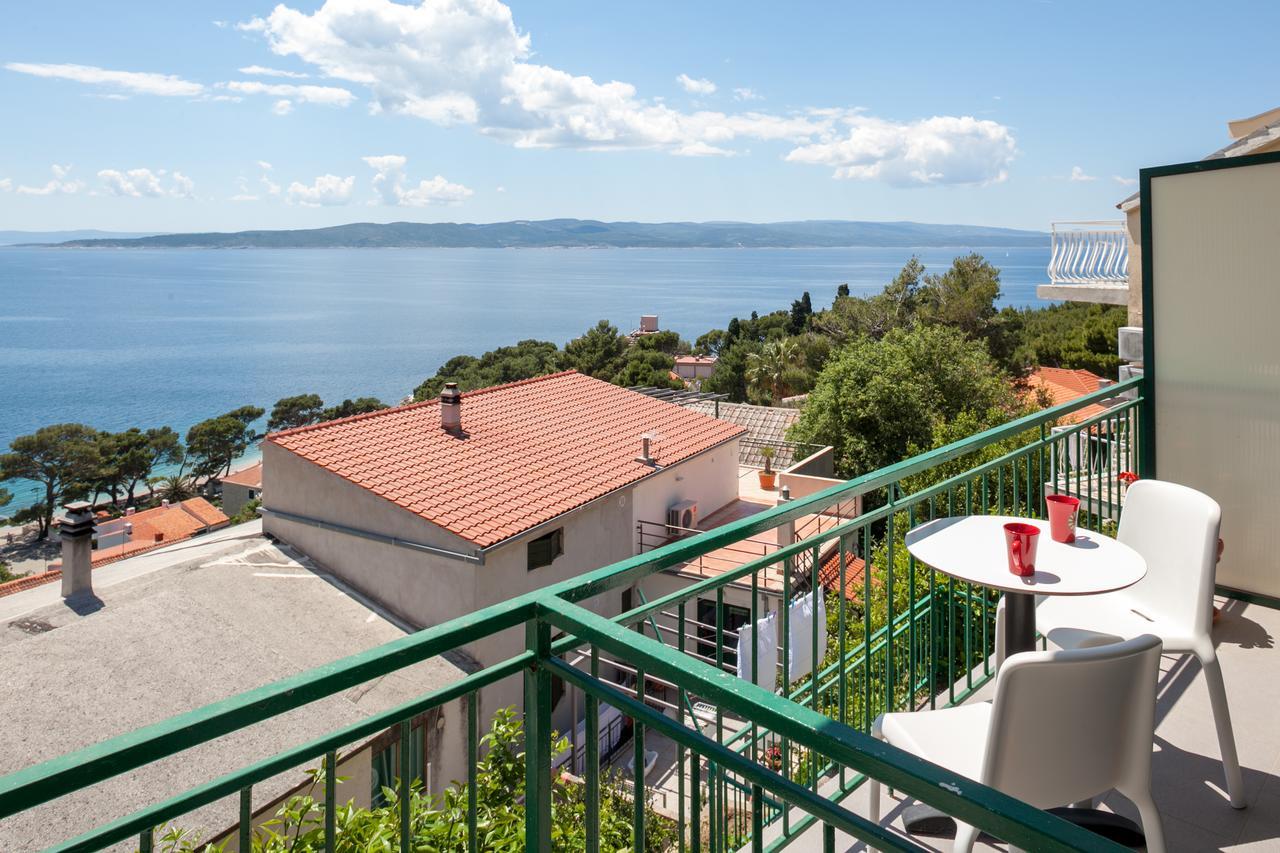 Apartments Juric Брела Экстерьер фото