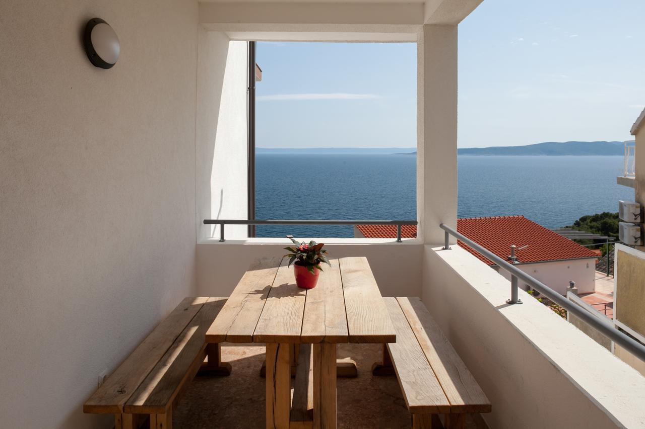 Apartments Juric Брела Экстерьер фото